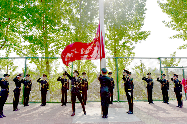 升旗仪式 升旗仪式