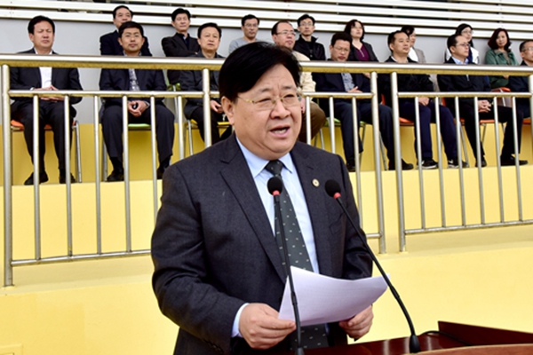 副校长孙宏伟致开幕词