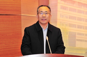 学校附属医院院长胡温庭发言 学校附属医院院长胡温庭发言