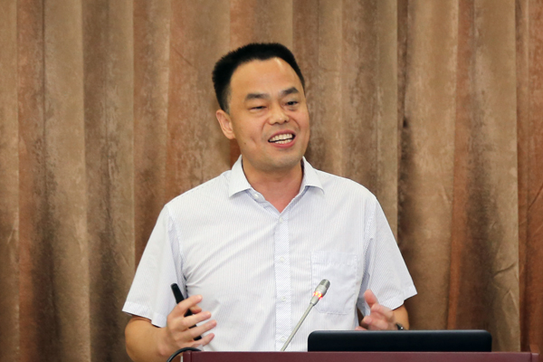 华道本作专题报告