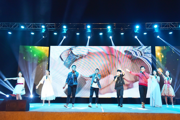 歌曲联唱《医路有你》 歌曲联唱《医路有你》