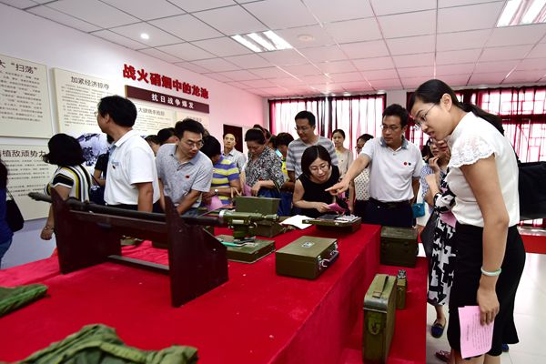 在昌邑龙池红色教育基地开展现场教学