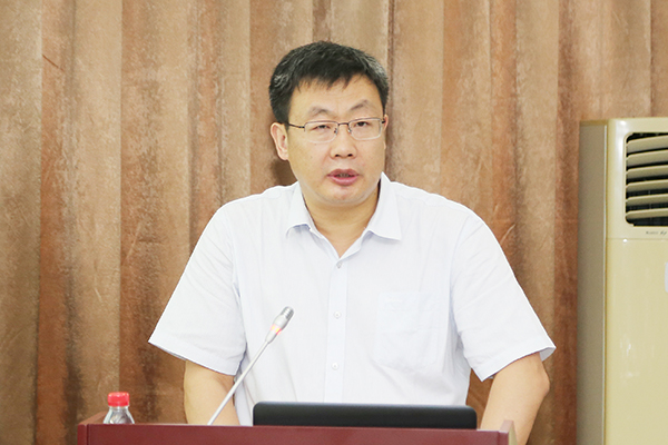 副校长刘军主持潍坊医学院中国康复健康研究院成立大会