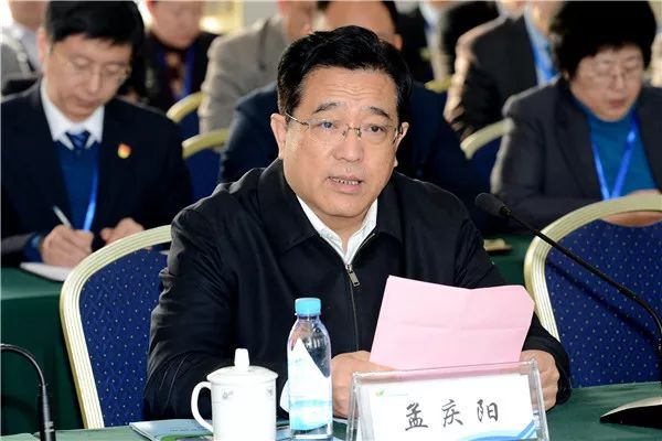 潍坊市卫生计生委党委委员、市计生协会常务副会长孟庆阳致辞