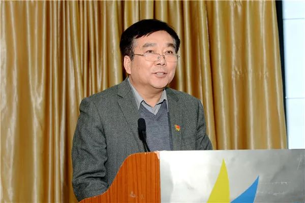 校党委书记李欣章讲话