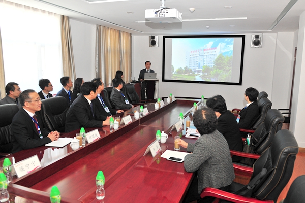 专家组走访beat365附属医院南院区整形外科学研究所