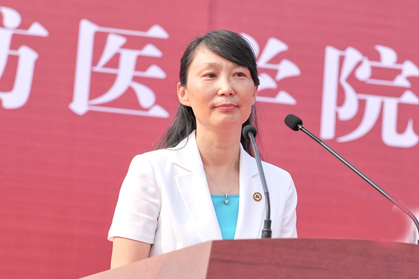 校长、校学位评定委员会主席管英俊讲话 校长、校学位评定委员会主席管英俊讲话