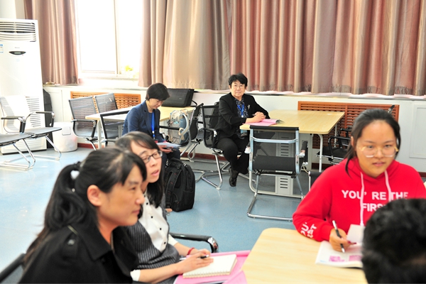 专家观摩PBL教学