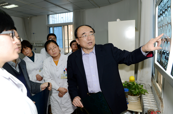 于金明院士查房 于金明院士查房